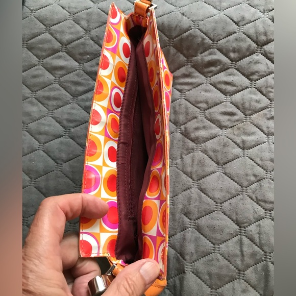 Mat & Nat of Montreal Vegan Leather Bag Orange Sofia - Picture 3 of 6